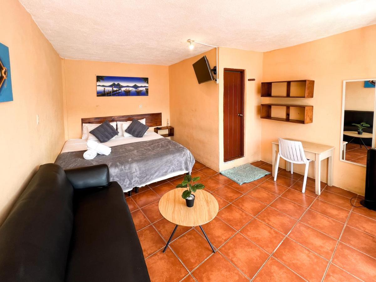Hotel Amigos 2*