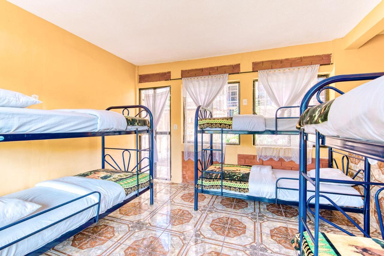 Amigos Hotel 2*